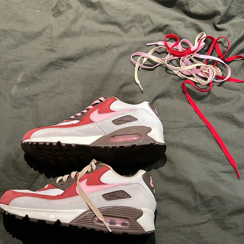 Nike bacons